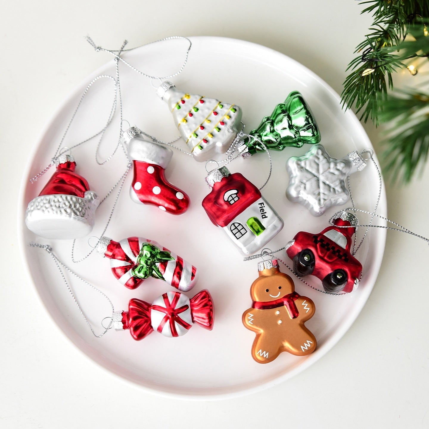 Festive Mini Ornament Set – Cozy Christmas Collection